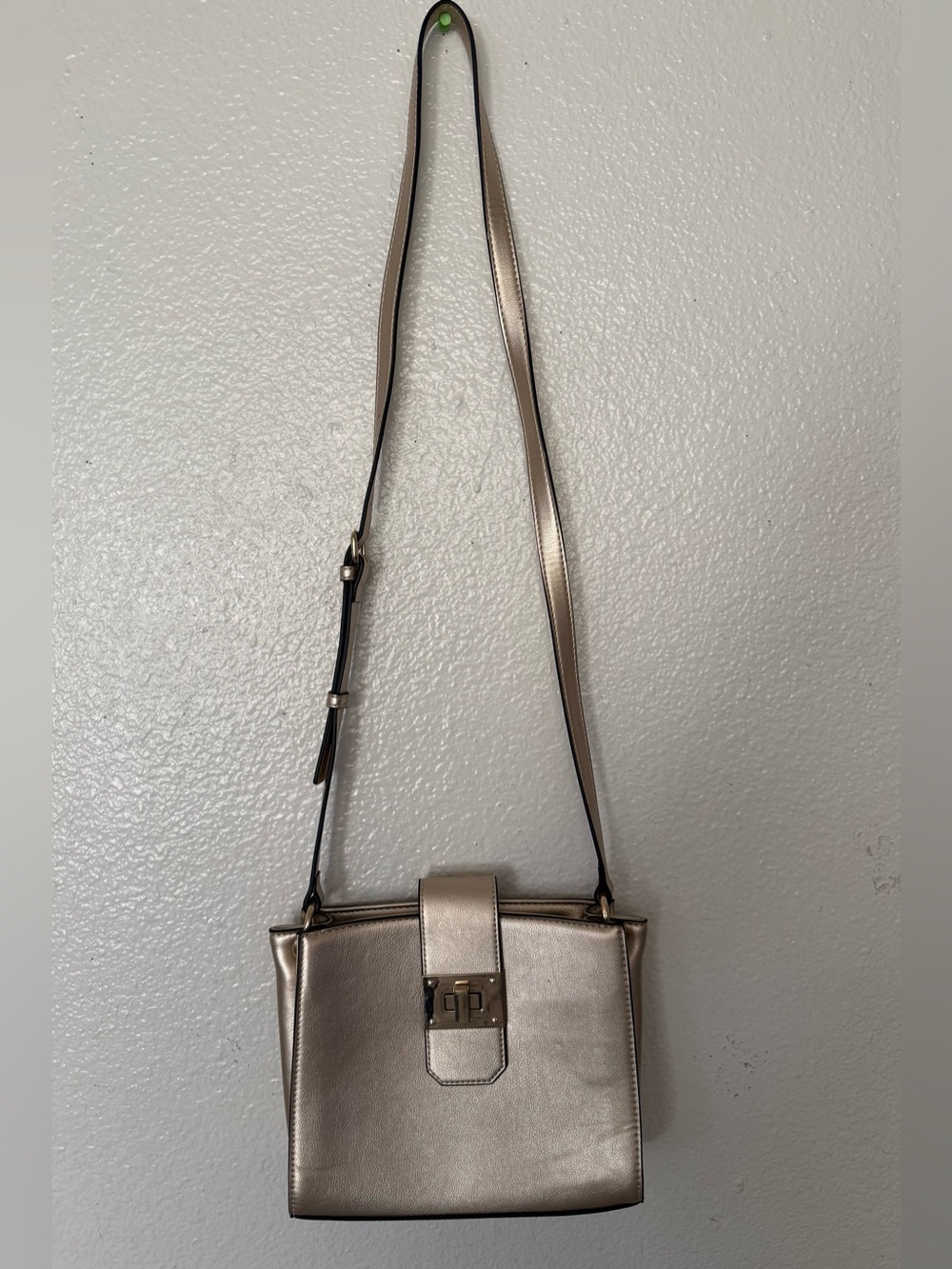 Kelly & Katie Metallic Gold Crossbody Bag with Adjustable Strap women’s